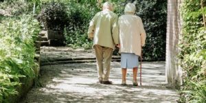 6 Tips for Being a Supportive Caregiver to Aging Parents 1