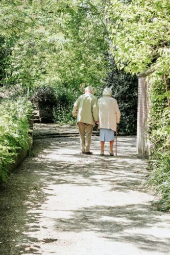 6 Tips for Being a Supportive Caregiver to Aging Parents 1