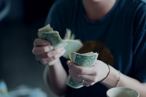 What to Do When You're Facing Money Problems 3