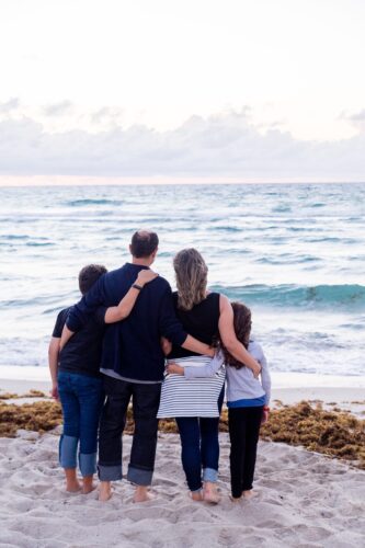7 Signs of Codependency in Family Relationships 2