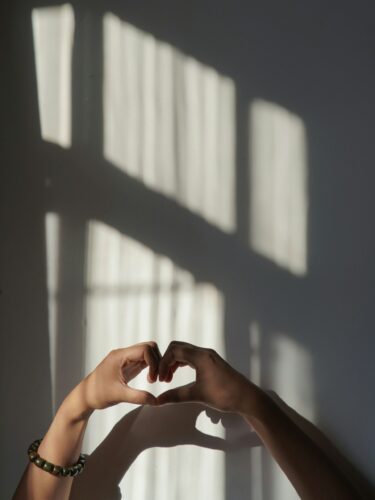 FAQs About Being Emotionally Unavailable